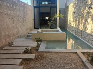Casa · 252m² · 3 Recámaras · 1 Estacionamiento · Casa en Centro