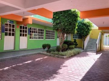 Casa de 9 habitaciones, Querétaro · Edificio en Venta con Uso de Suelo. ideal Escuela, Coorpórativo Etc