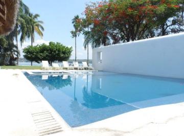 Casa de 5 habitaciones, Jojutla · Casa en Venta en Tequesquitengo Morelos. en Condominio. Amueblada