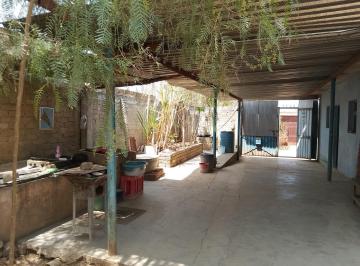 Casa · 280m² · 3 Recámaras · 2 Estacionamientos · Casa en Col. Guelaguetza, Oaxaca
