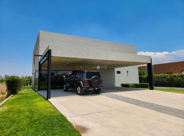 Casa de 3 habitaciones, Querétaro · Casa en Venta, Viñedos del Polo Querétaro