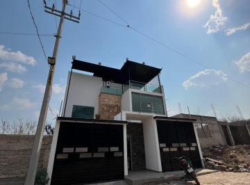 Casa de 4 habitaciones, Tlajomulco de Zúñiga · Casa en La Laguna de Cajititlán