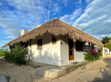 Terreno comercial , Lázaro Cárdenas · Venta de Hotel Boutique en Holbox 405 m² con Licencia de Funcionamiento