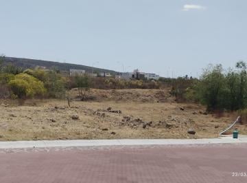 Terreno / Lote · 1708m² · Ciudad Maderas Terreno Comercial en Venta