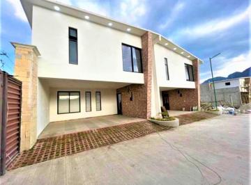 Casa de 3 habitaciones, San Cristóbal de las Casas · Casa en Venta, en San Crsitòbal de Las Casas