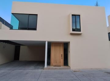 Casa · 211m² · 3 Recámaras · Casa en Venta en Residencial Adara, Santa Ana Tlapaltitlan