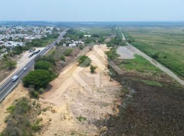 Terreno / Lote · 254m² · Terreno en Fraccionamiento Lomas del Chairel