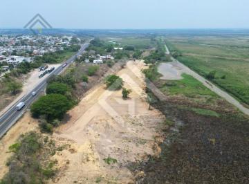 Terreno / Lote · 254m² · Terreno en Fraccionamiento Lomas del Chairel