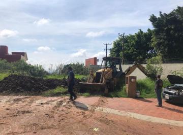 Terreno / Lote · 300m² · Terreno - Fraccionamiento Lomas de Ahuatlán