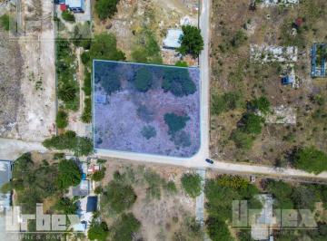 Terreno / Lote · 2935m² · Vendo Terreno en Esquina, en Imi I, Campeche