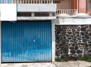 Casa · 215m² · 3 Recámaras · 1 Estacionamiento · Casa Sola en Gualupita Cuernavaca - Ber - 1230 - Cs