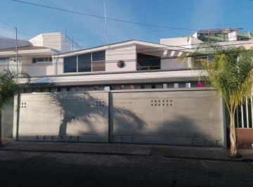 Casa de 4 habitaciones, Morelia · Venta de Casa en La Colonia Félix Ireta.