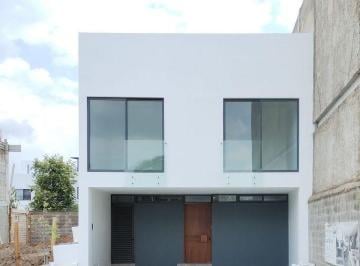 Casa en condominio · 165m² · 3 Recámaras · 2 Estacionamientos · Casa en Venta El Campestre Coto Eyre La Venta del Astillero