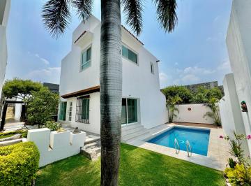 Casa de 3 habitaciones, Cuernavaca · Renta Casa Sola Exclusivo Fracc El Mascareño