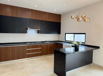 Casa · 314m² · 3 Recámaras · 2 Estacionamientos · Casa en Venta en Cumbres Elite Premier