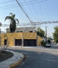 Casa de 5 habitaciones, Monterrey · Casa en Venta en La Colonia Vista Hermosa, Monterrey N. L.