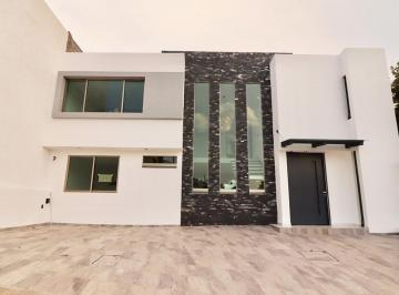 Casa de 4 habitaciones, Morelia · Estrena Casa en Venta en Morelia, Zona Altozano.
