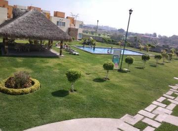 Casa de 2 habitaciones, Xochitepec · Casa Economica Morelos con Alberca