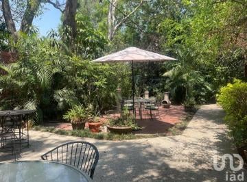 Casa · 320m² · 6 Recámaras · 4 Estacionamientos · Casa en Venta Tepoztlan Morelos