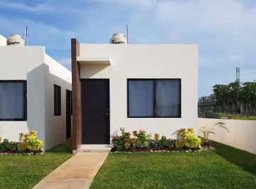 Casa de 2 habitaciones, Mérida · Venta de Casa en Residencial Santa Cruz Palomeque