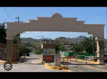 Terreno / Lote , Chihuahua · Terreno en Venta en Granjas Universitarias $1'050,000