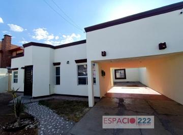 Casa de 3 habitaciones, Chihuahua · Se Vende Casa Muy Grande en Colonia Panamericana $5'700,000