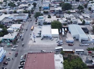 Local comercial · 81m² · 10 Estacionamientos · Local en Ahome Los Mochis en Esquina