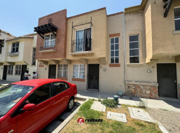 Casa · 98m² · 2 Recámaras · 1 Estacionamiento · Casa en Real Solare
