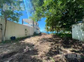 Terreno / Lote · 250m² · Se Vende Bonito Terreno Frente Al Mar en San Lorenzo, Campeche.