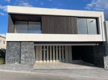 Casa de 3 habitaciones, Monterrey · Casa en Venta Castaños del Vergel Zona Carretera Nacional
