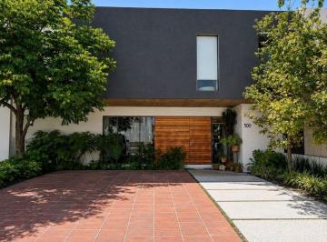 Casa 240m² Venta Lomas de Santa Maria · Casa en Venta en Altozano Morelia