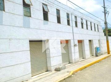 Bodega comercial de 2 habitaciones, Yautepec · Bodega Comercial de 600 m² de Construcción + 400 m² de Patio de Maniobras