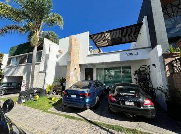 Casa de 5 habitaciones, San Andrés Cholula · Casa en Venta en Parque La Castellana, Lomas de Angelópolis