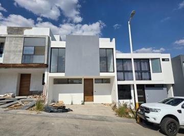 Casa en Venta en Senderos de Monte Verde · Casa en Venta en Senderos de Monte Verde