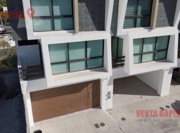 Casa · 162m² · 2 Recámaras · 2 Estacionamientos · Casa en Fraccionamiento Montebello