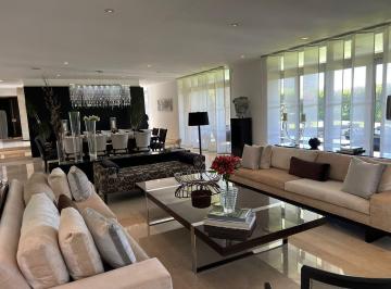 Casa en condominio de 3 habitaciones, Cuajimalpa de Morelos · Residencia en Venta en Bosques de Las Lomas