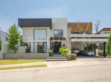 Casa · 722m² · 3 Recámaras · 4 Estacionamientos · Venta Casa Rancho San Juan Atizapan 10881 Rcv