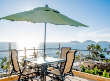 Casa de 5 habitaciones, Mazatlán · Residencia en Cerro de La Nevería