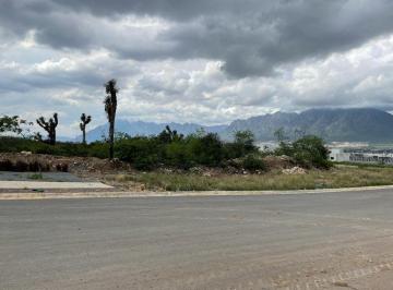 Terreno / Lote · 6800m² · Terreno en Dominio Cumbres