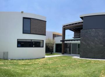 Casa de 4 habitaciones, San Andrés Cholula · Casa con 699 m² Terreno, 4 Recámaras en Venta, Atlixcáyotl, Fraccionamiento La Misión