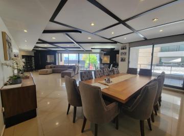Departamento · 360m² · 3 Recámaras · 4 Estacionamientos · Departamento en Venta en Interlomas con Terraza