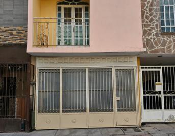 Casa · 62m² · 3 Recámaras · 1 Estacionamiento · Casa en Venta