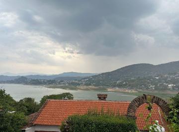 Casa en condominio de 4 habitaciones, Valle de Bravo · Venta Casa en Condominio en Avandaro