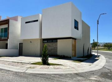 Casa de 4 habitaciones, Querétaro · Casa en Venta en Colinas de Juriquilla