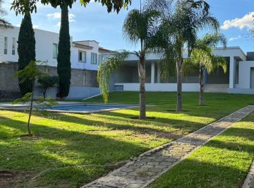 Casa de 3 habitaciones, Tlajomulco de Zúñiga · Venta Casa en Coto en Camino Real a Colima
