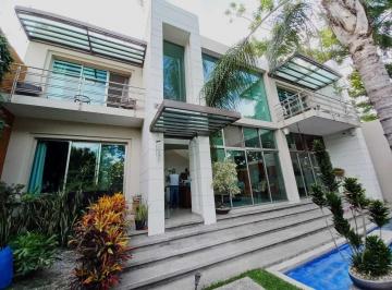 Casa de 3 habitaciones, Jiutepec · Casa en Fraccionamiento Sumiya