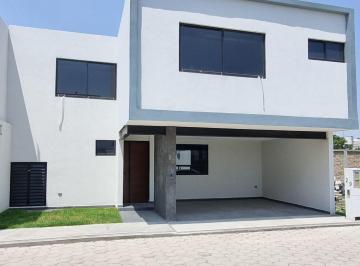 Casa en condominio · 196m² · 3 Recámaras · 2 Estacionamientos · Casa en Venta en San Andrés Cholula - (4)