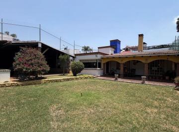 Casa de 4 habitaciones, Morelia · Casa en Venta Nueva Chapultepec Ideal Para Desarrollo de Departamentos