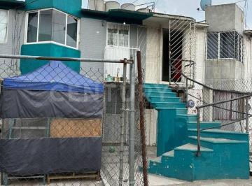 Departamento · 60m² · 2 Recámaras · 1 Estacionamiento · Venta Departamento en Piso 1 con Azotea, en Ecatepéc Estado de Mexico