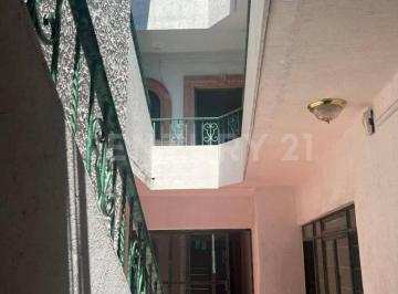 Casa · 322m² · 10 Recámaras · Casa en Renta Col. Centro Celaya Guanajuato